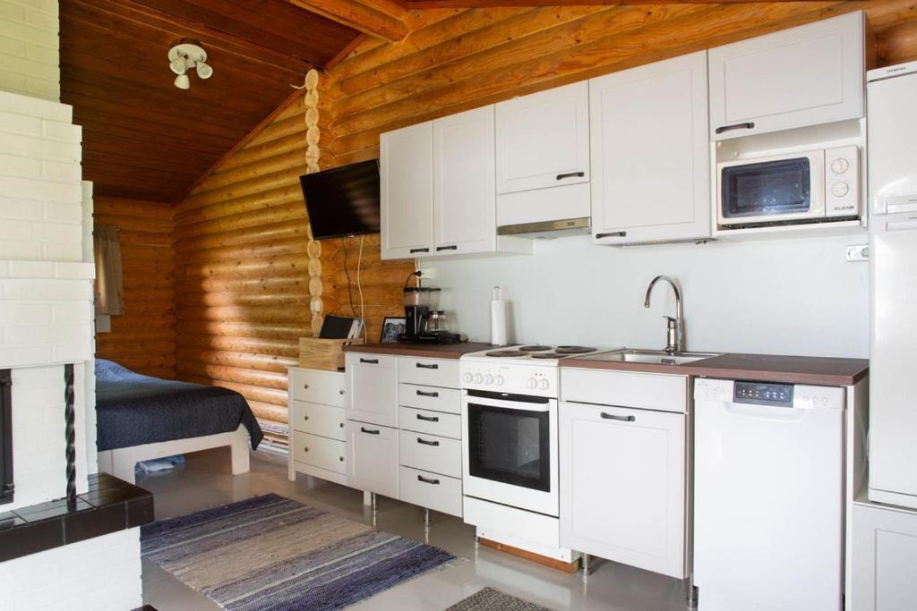Lemettilae Countryside Accommodation Petäjävesi Eksteriør bilde